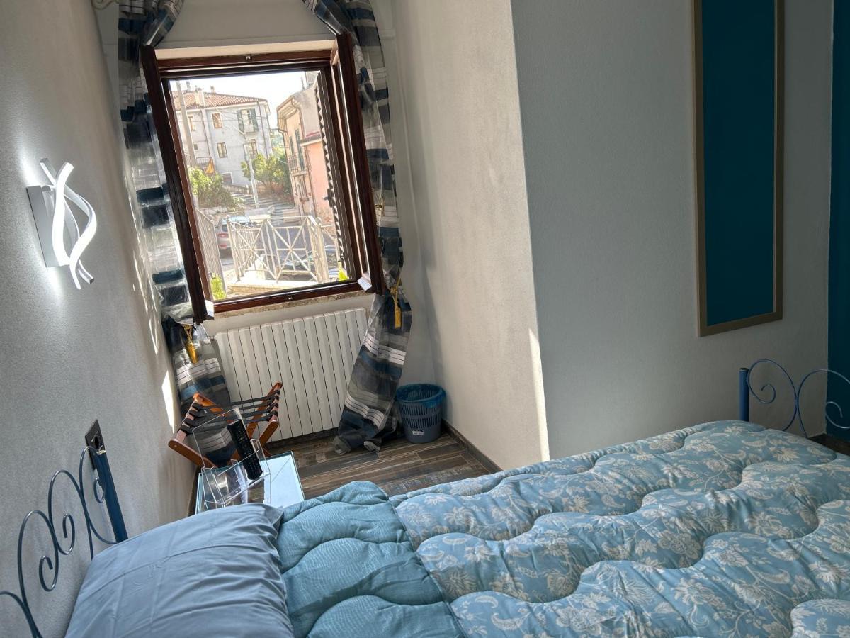 Castel Di Sangro Suite Apartment Exterior foto